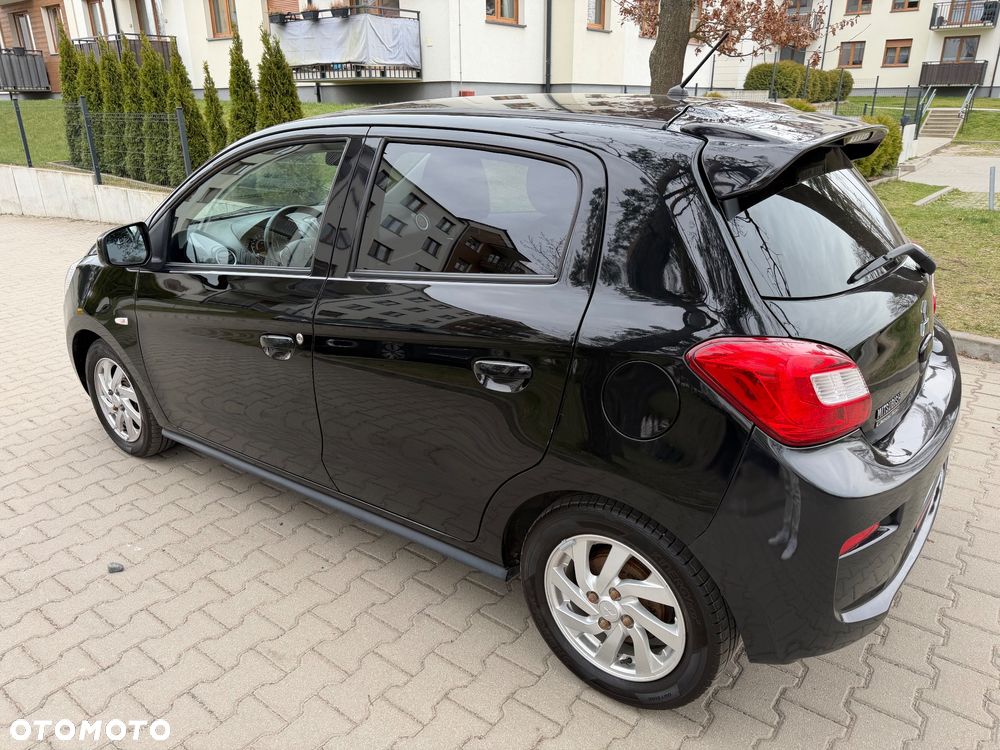 Mitsubishi Space Star 1.2 Intense CVT - 12