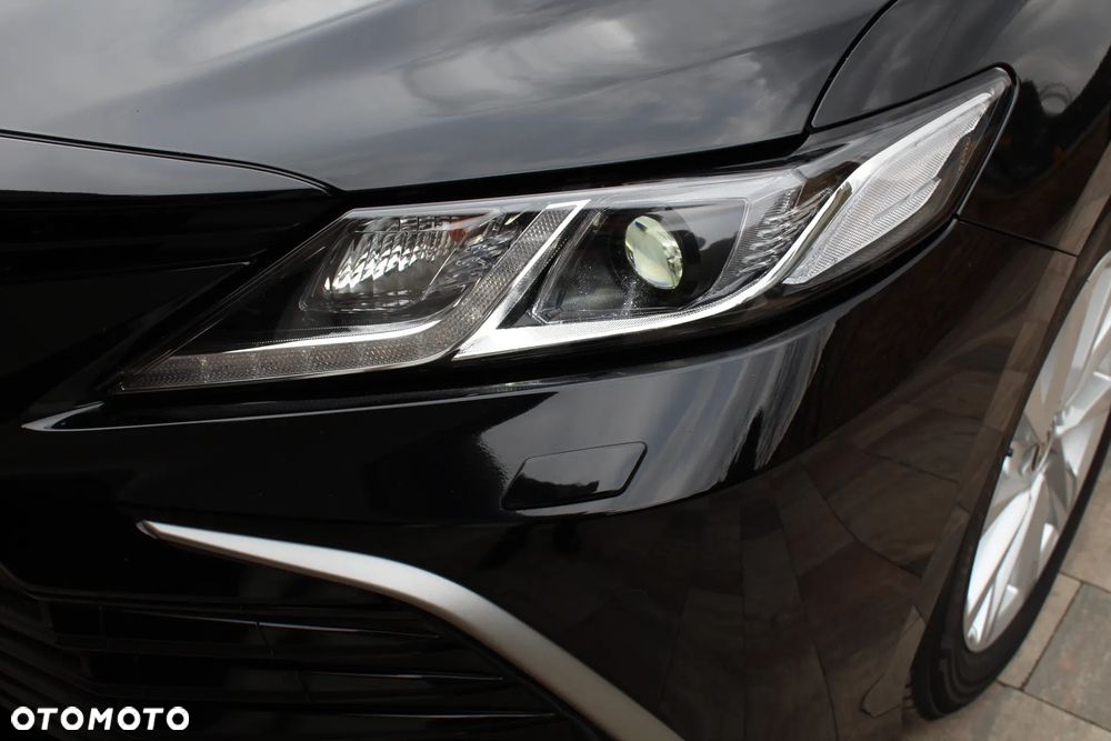 Toyota Camry 2.5 Hybrid Comfort CVT - 12