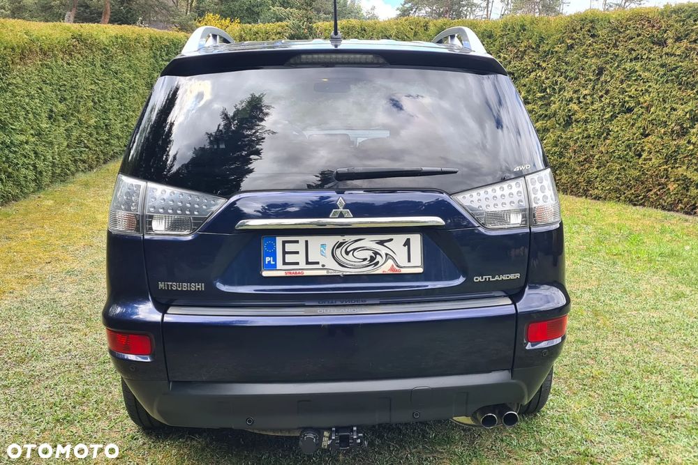 Mitsubishi Outlander 2.0 DID Intense + - 19