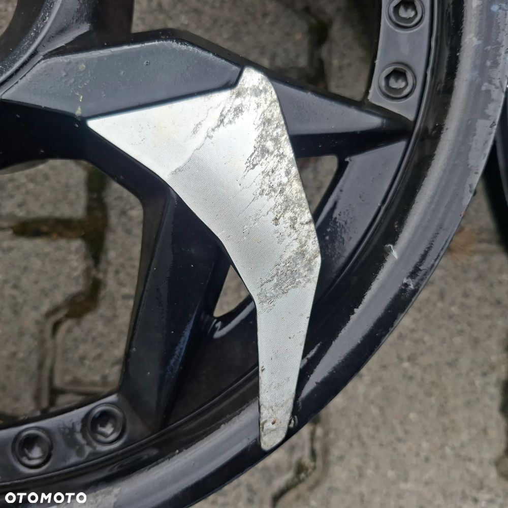 Can-am Spyder F3 felga przód - 2