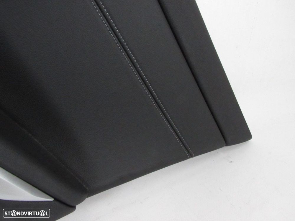 Forra da porta Direito/Trás Seminovo/ Original BMW 3 Touring (G21) 51429460688 - 2