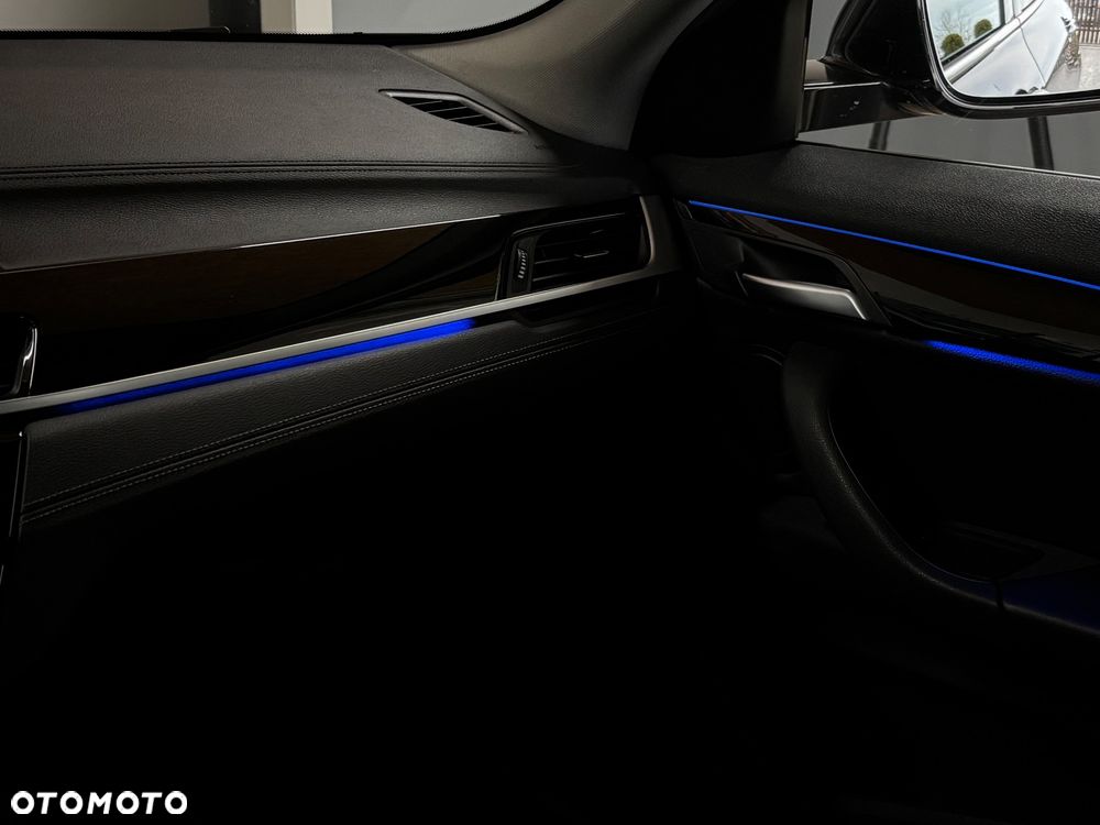 BMW X2 sDrive18d Advantage sport - 27