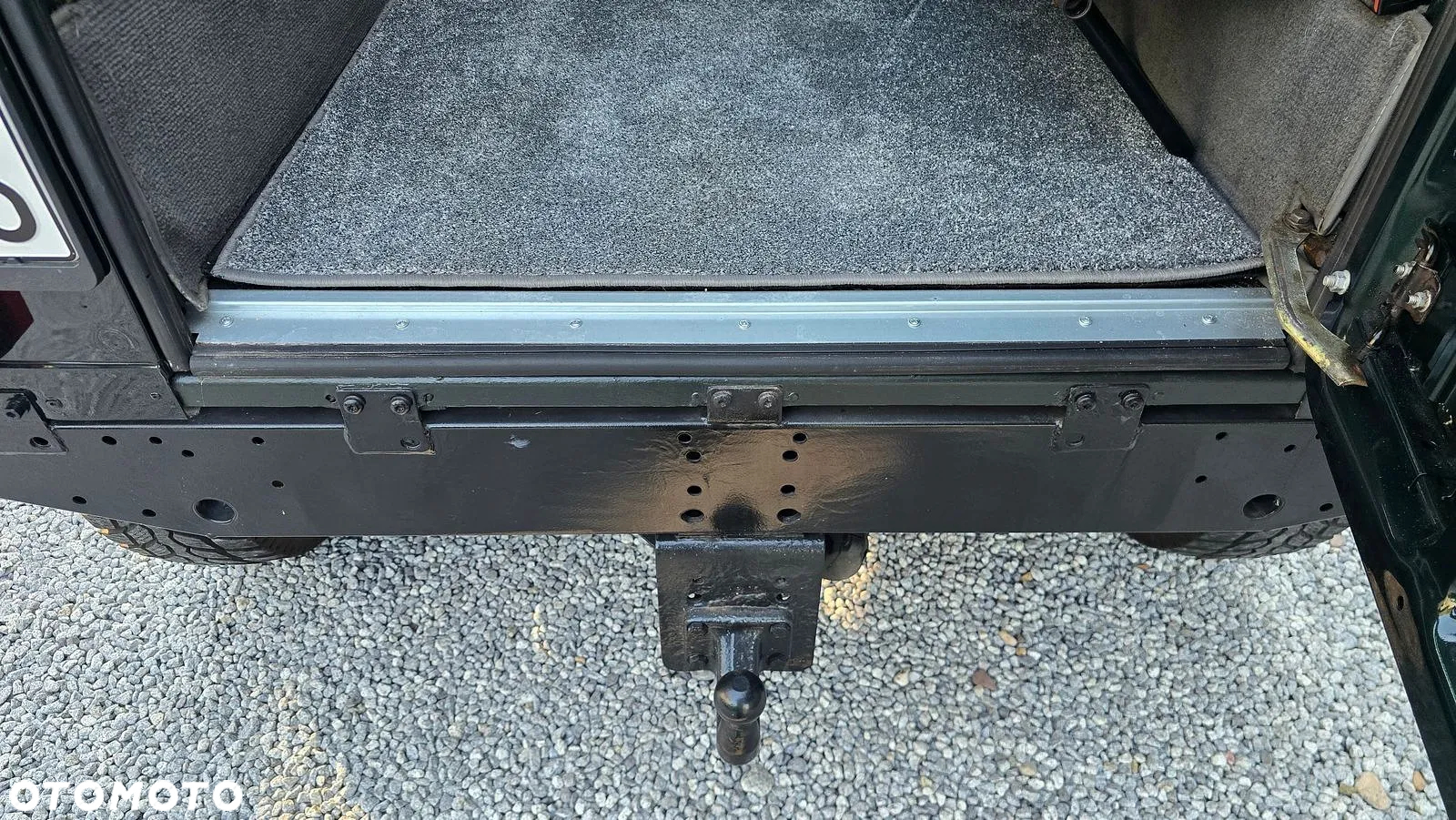 Land Rover Defender 90 2.5 TDI - 22