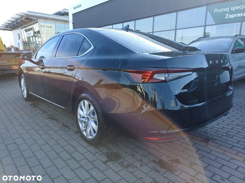 Skoda Superb 2.0 TSI Drive DSG - 8