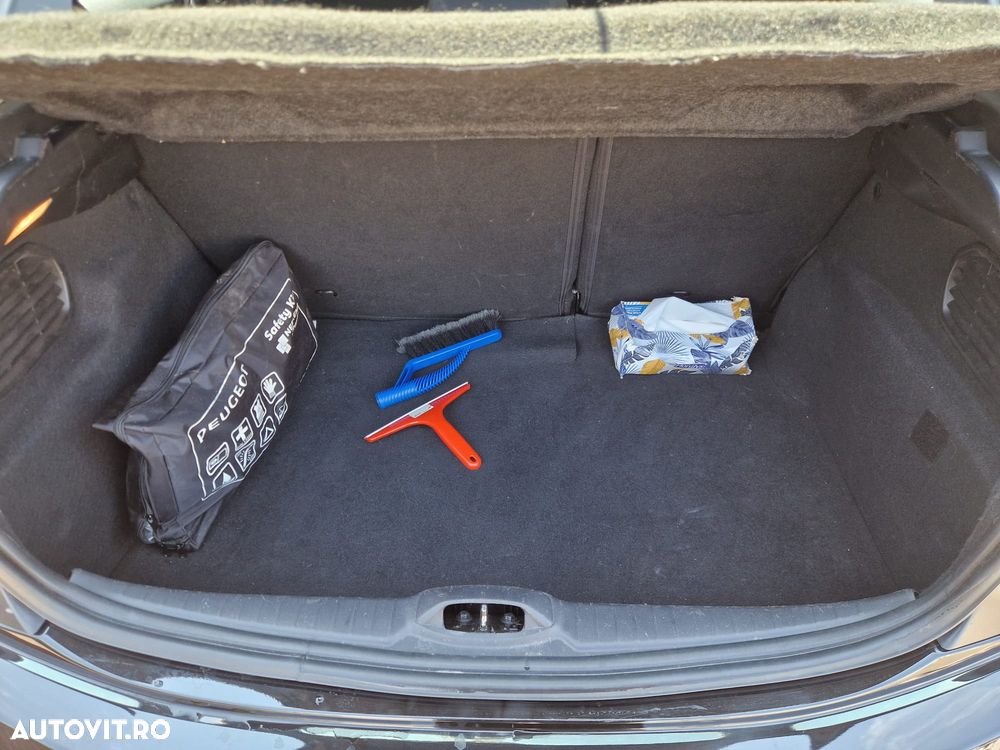 Peugeot 208 PureTech 82 Start & Stop Active - 12