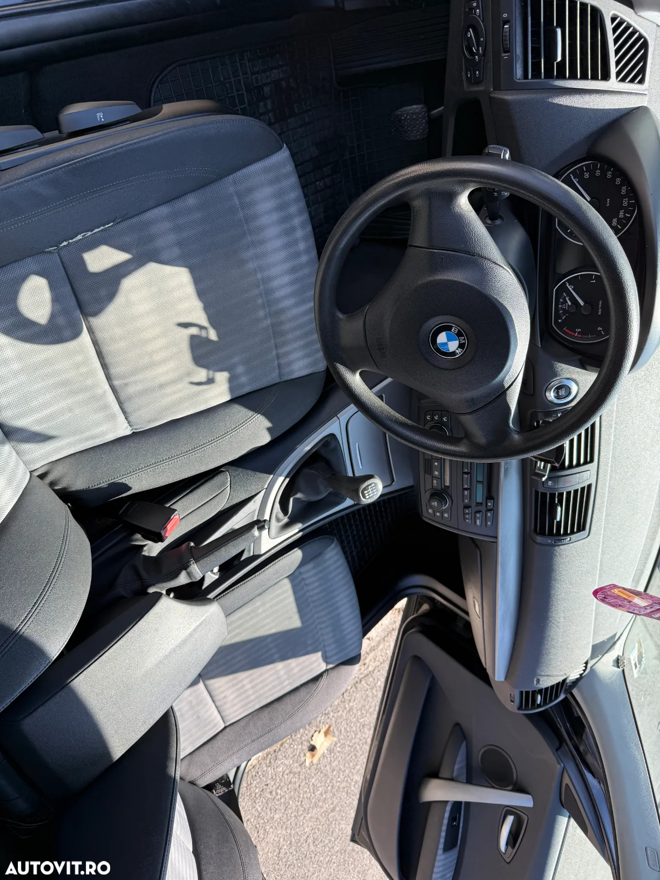 BMW Seria 1 118d - 30