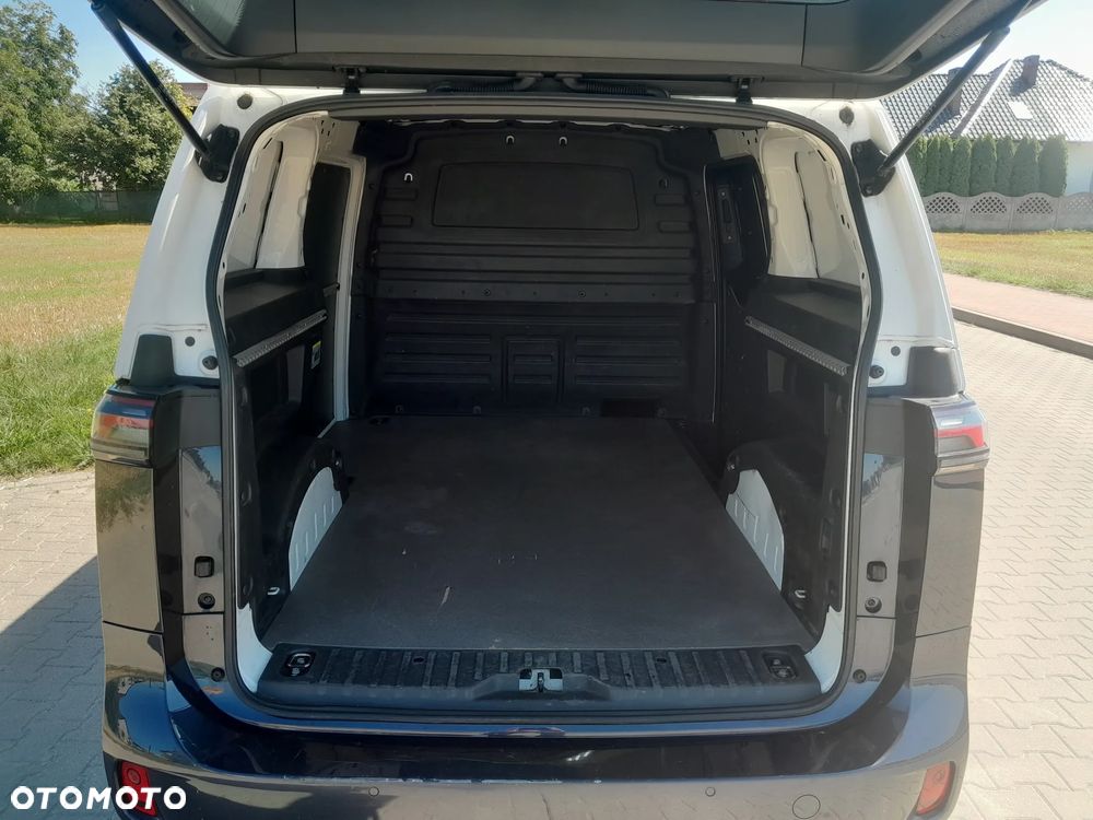 Volkswagen ID BUZZ - 17