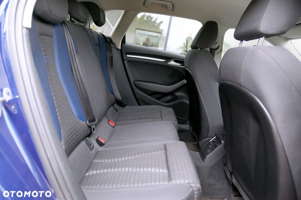 Audi A3 Sportback - 16