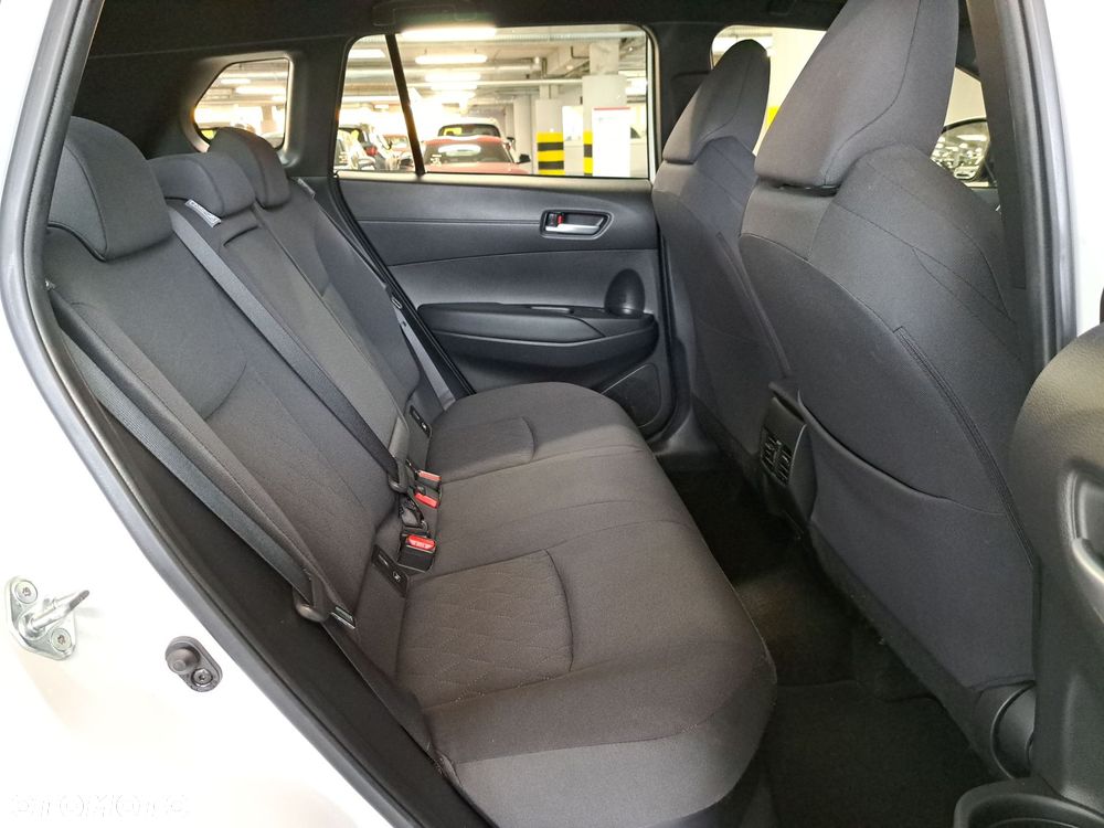 Toyota Corolla Cross - 15