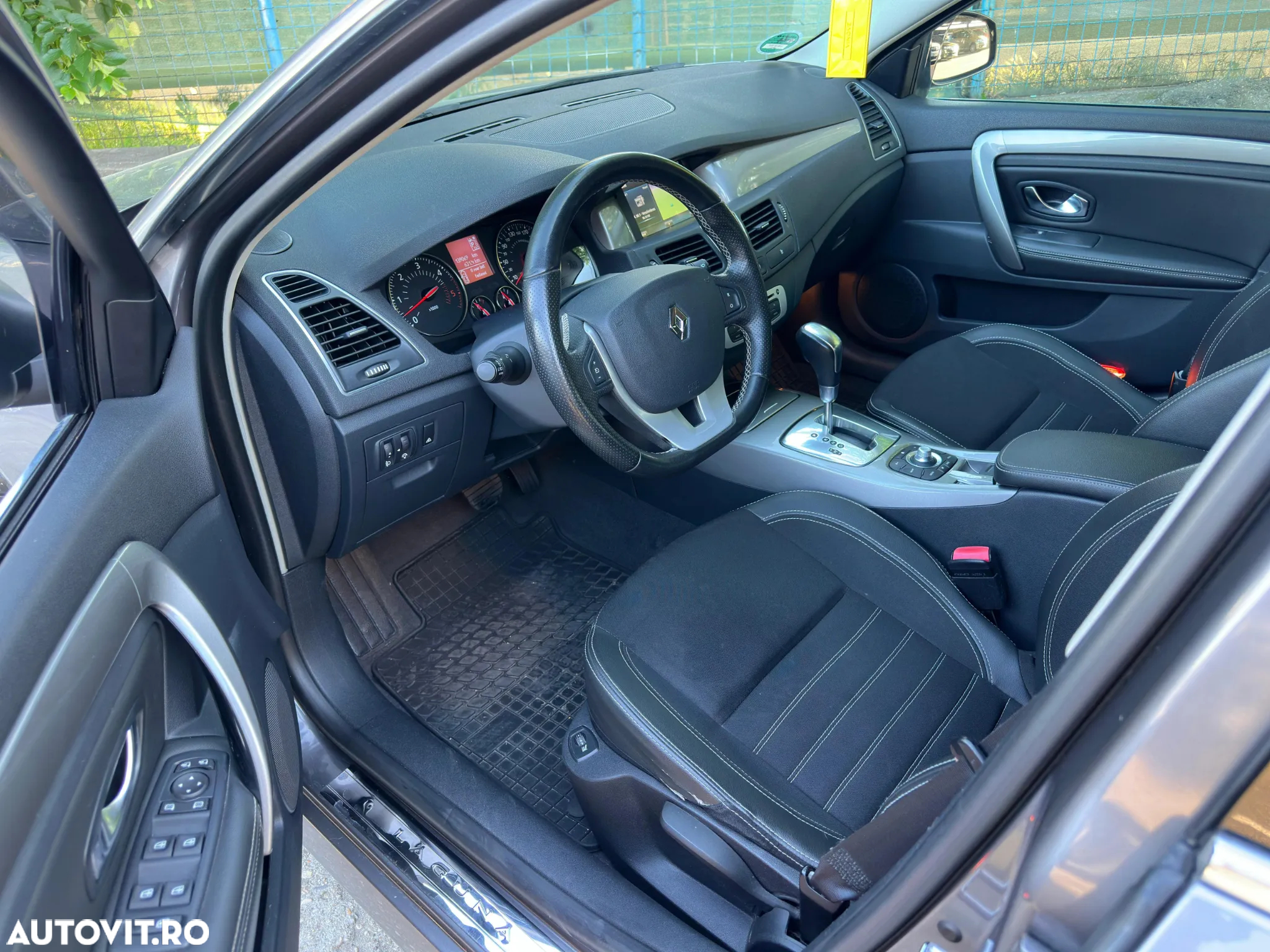 Renault Laguna Grandtour dCi 110 FAP EDC Limited - 6