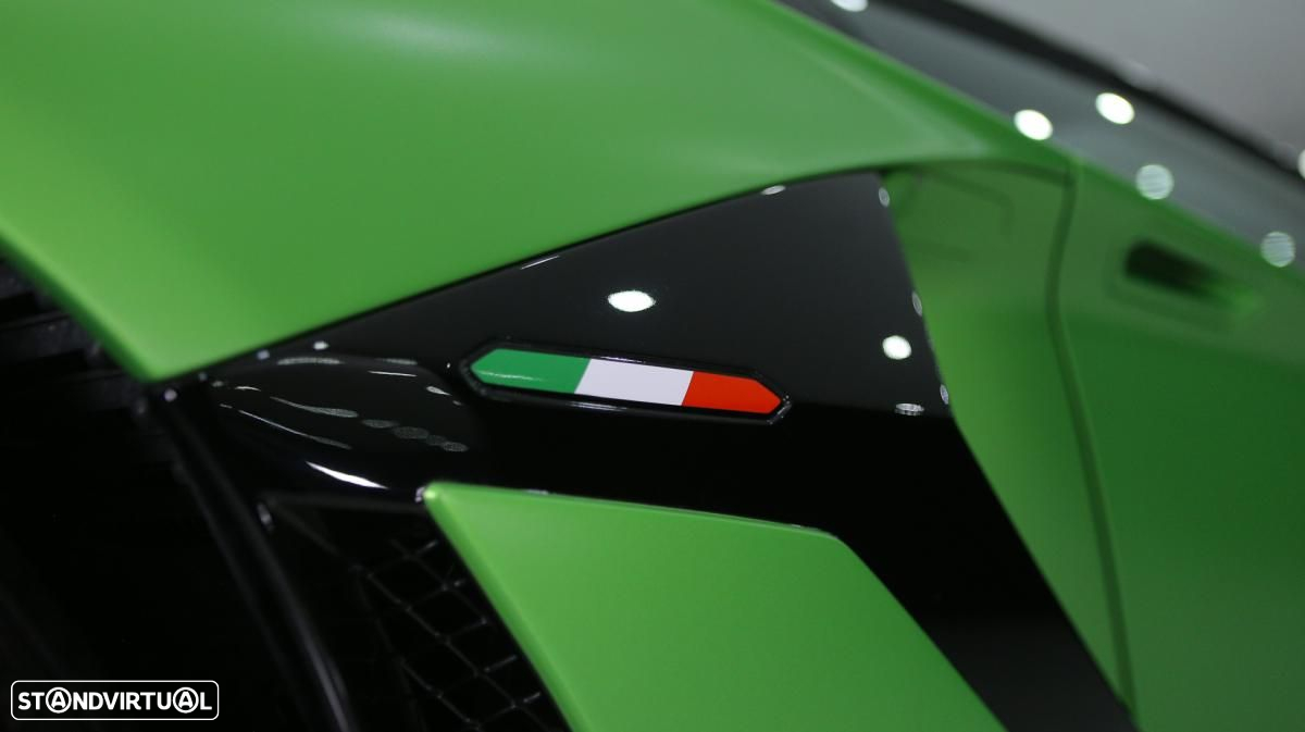 Lamborghini Aventador SVJ Roadster - 15