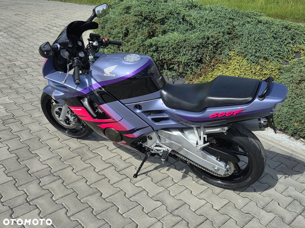 Honda CBR - 26