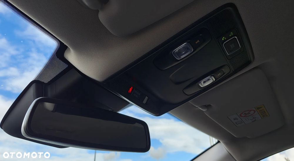 Renault Captur 1.6 E-TECH Plug-In Techno - 27