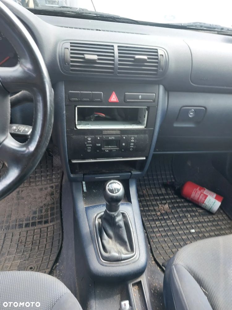 AUDI A3 8L  na części 3D 2001 1,6 i drzwi szyba silnik maska lusterko - 6