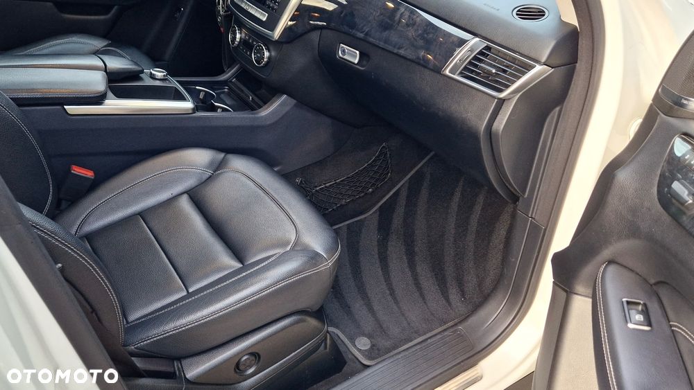 Mercedes-Benz ML 350 BlueTEC 4MATIC 7G-TRONIC - 16