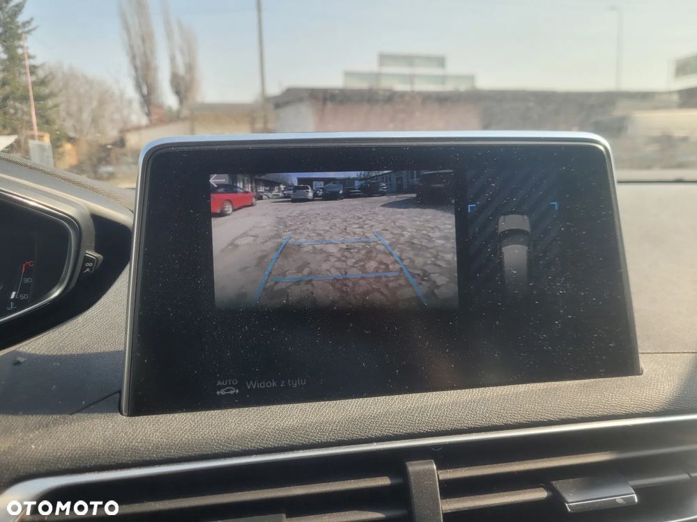 Peugeot 3008 PureTech 130 Stop & Start GPF Allure - 22