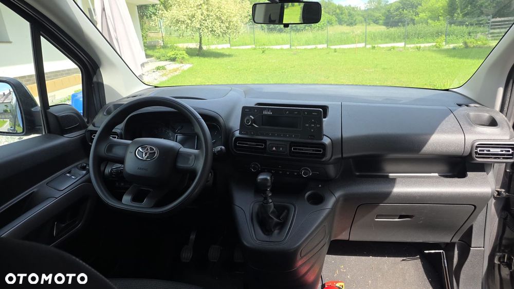 Toyota Proace City Verso 1.2 D-4T Business - 30