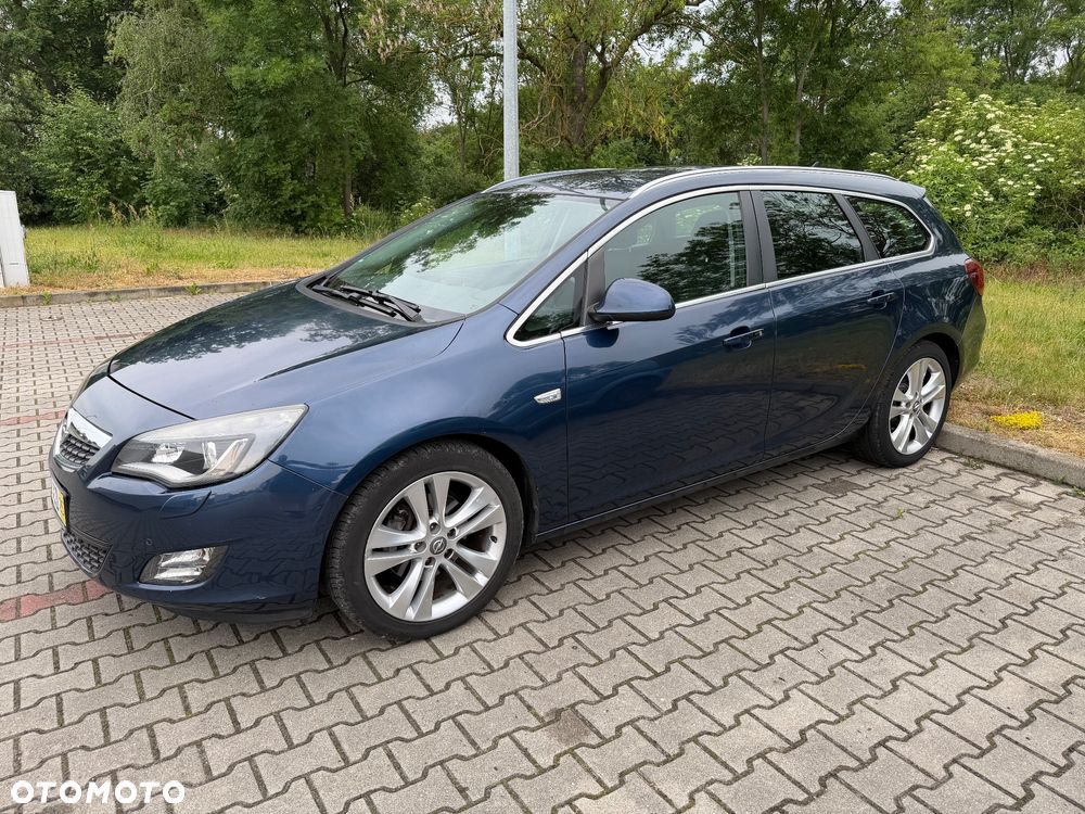 Opel Astra 1.6 Turbo Edition - 8