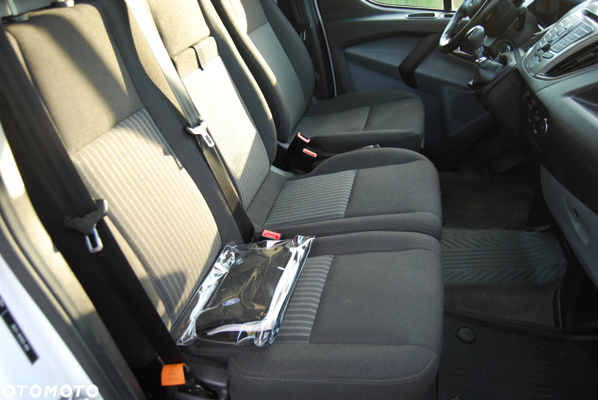Ford custom transit - 9