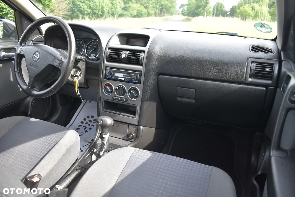 Opel Astra 1.6 Elegance - 19