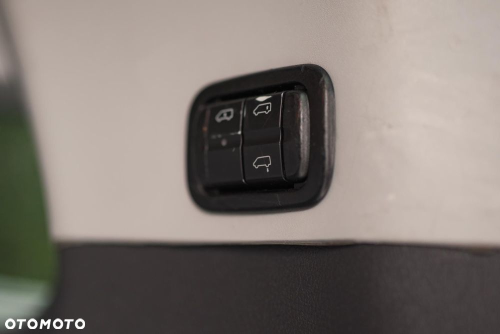 Mercedes-Benz Viano - 36