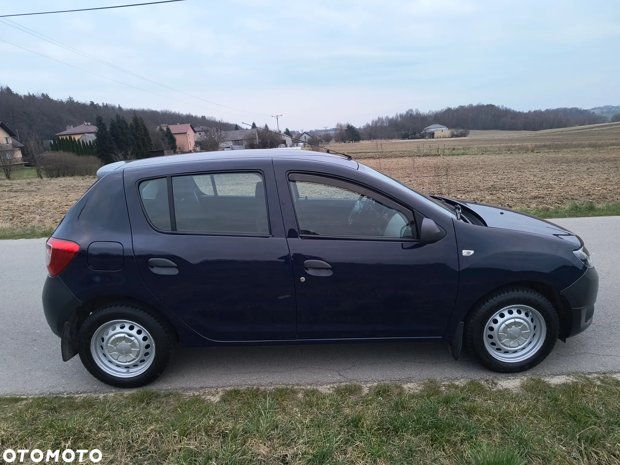 Dacia Sandero - 4