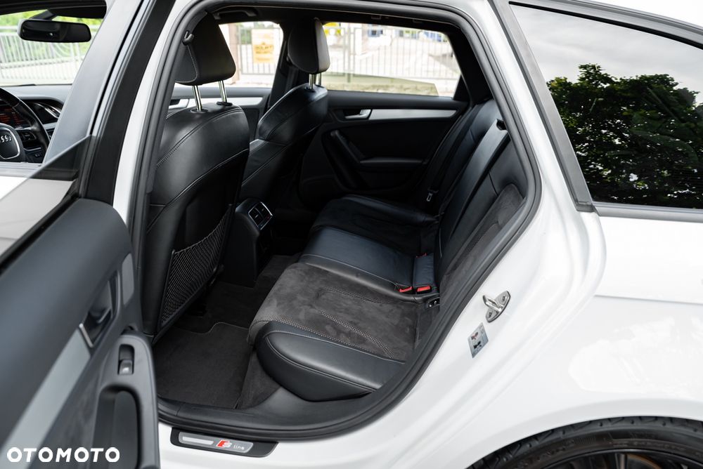 Audi A4 Avant 2.0 TFSI quattro S line Sportpaket - 19