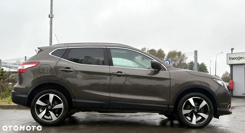 Nissan Qashqai 1.6 DIG-T Tekna - 4