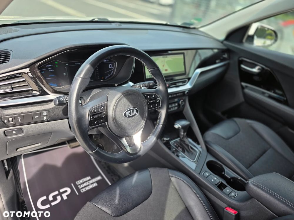Kia Niro 1.6 GDI Hybrid L Business Line - 28