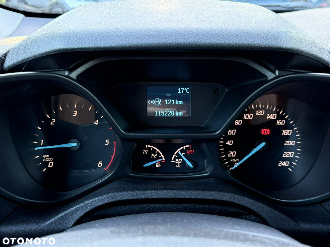 Ford Transit Connect - 18