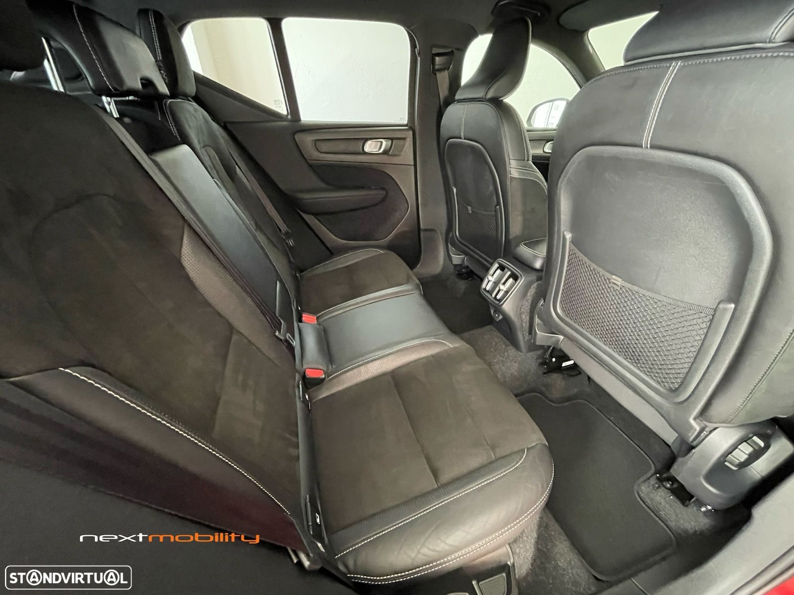 Volvo XC 40 2.0 D3 R-Design - 19