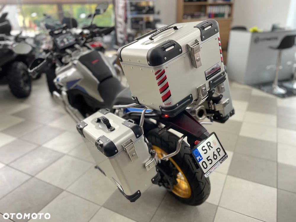 VOGE 900DSX - 10