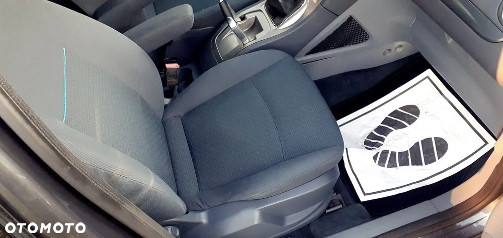 Ford Galaxy 2.0 Concept - 29