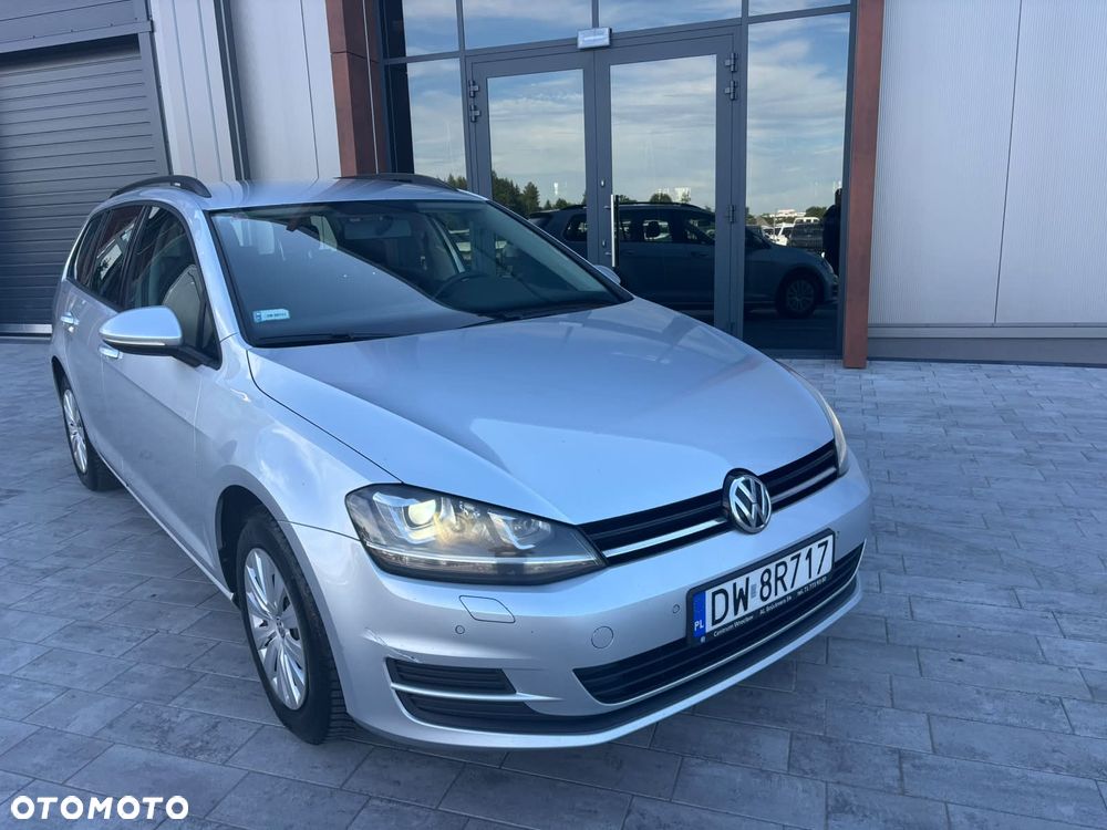 Volkswagen Golf 1.6 TDI Trendline DSG - 11