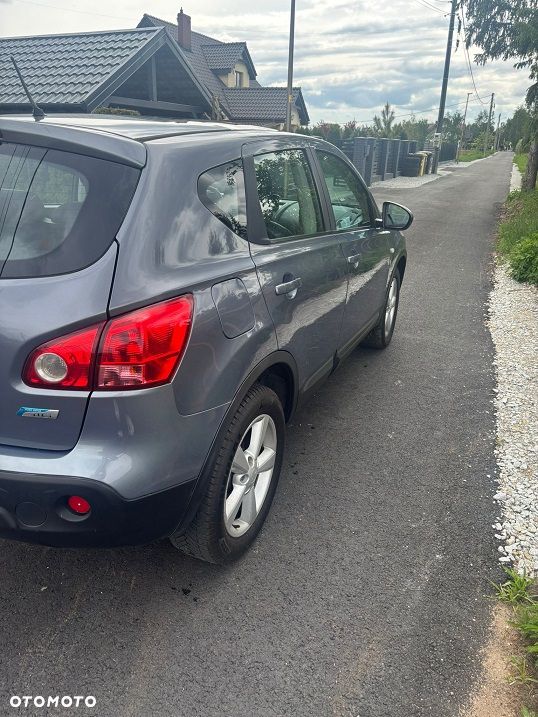 Nissan Qashqai 2.0 dCi 4x4 Tekna Premium - 3