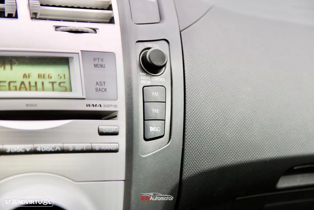 Toyota Yaris 1.4 D-4D Comfort+AC - 23