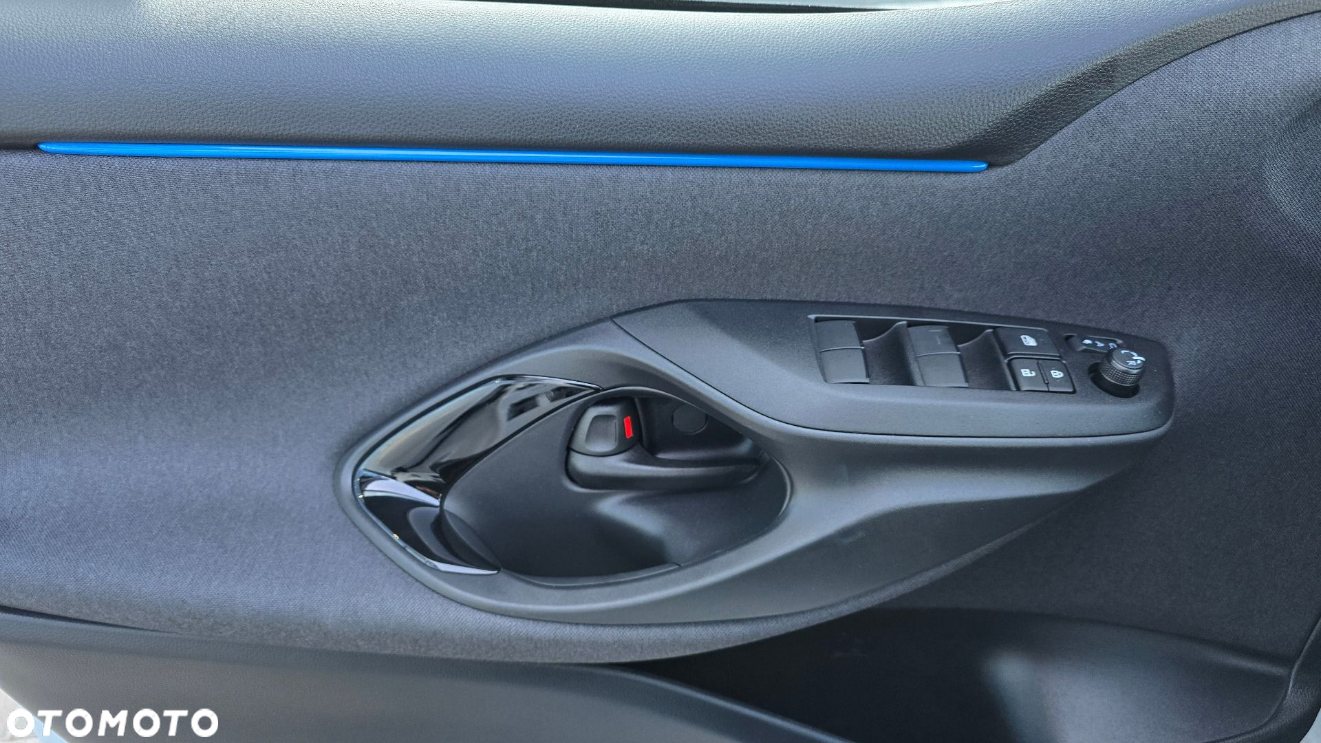 Toyota Yaris - 16