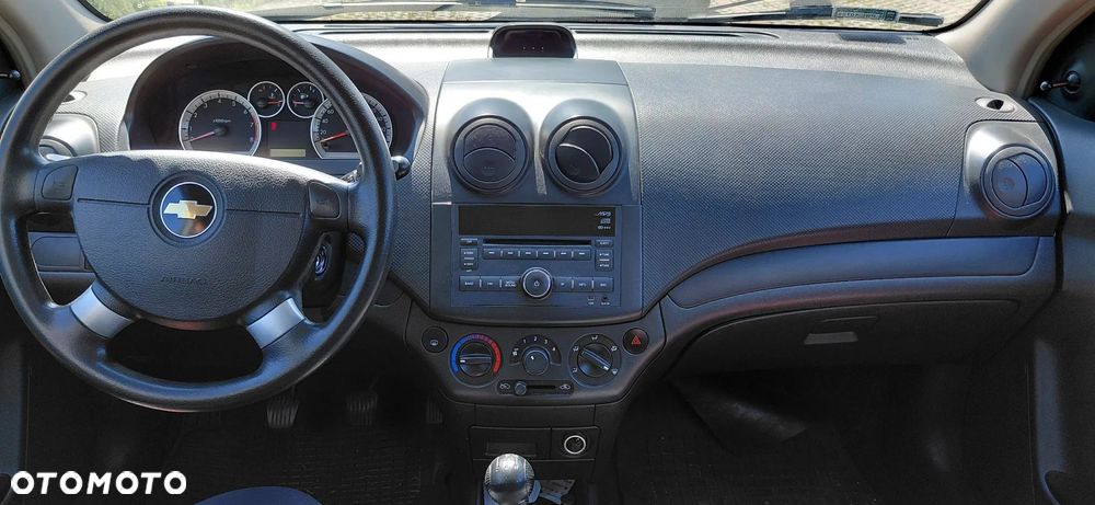 Chevrolet Aveo 1.2 16V Base / Classic - 6