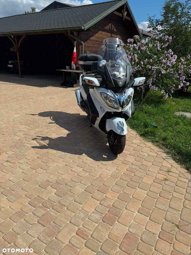Suzuki Burgman - 3