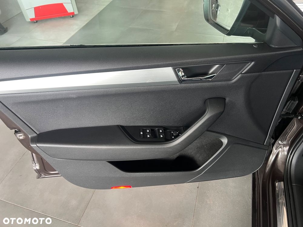 Skoda Superb - 16