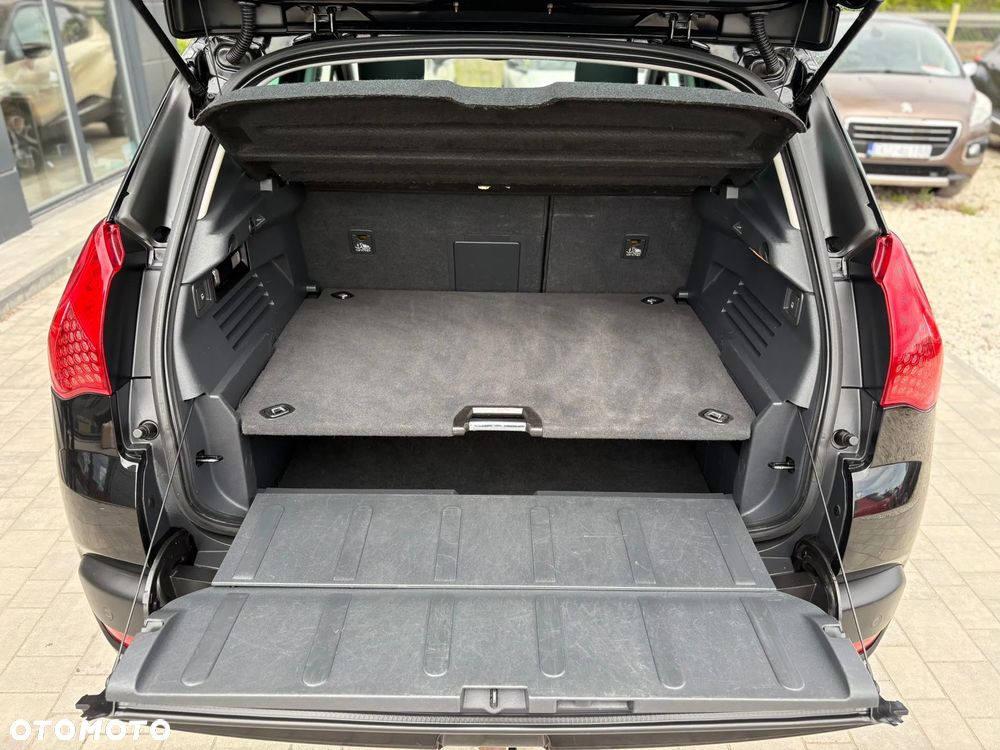 Peugeot 3008 1.6 Premium - 11