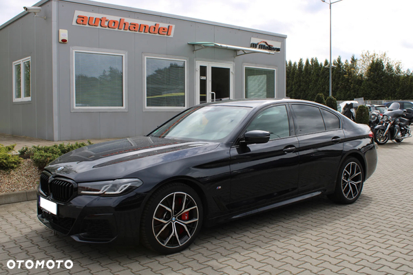 BMW Seria 5 540d xDrive mHEV M Sport sport