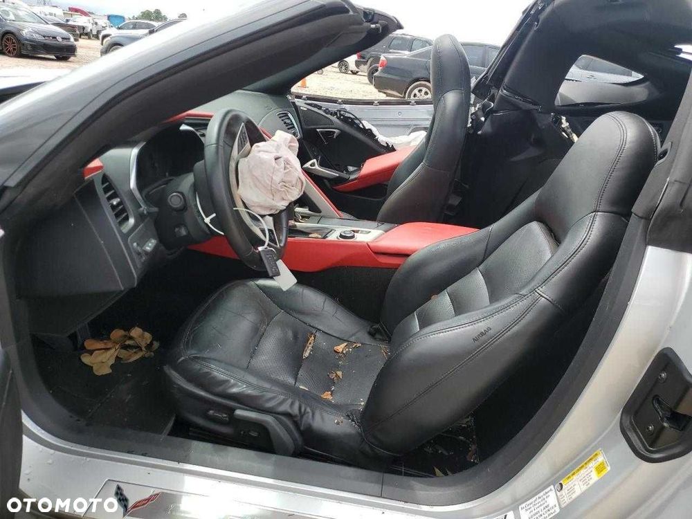 Chevrolet Corvette Z06, 6.2 L, z 2016 roku, model USA. - 7