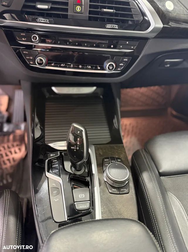 BMW X3 xDrive20d Aut. - 9
