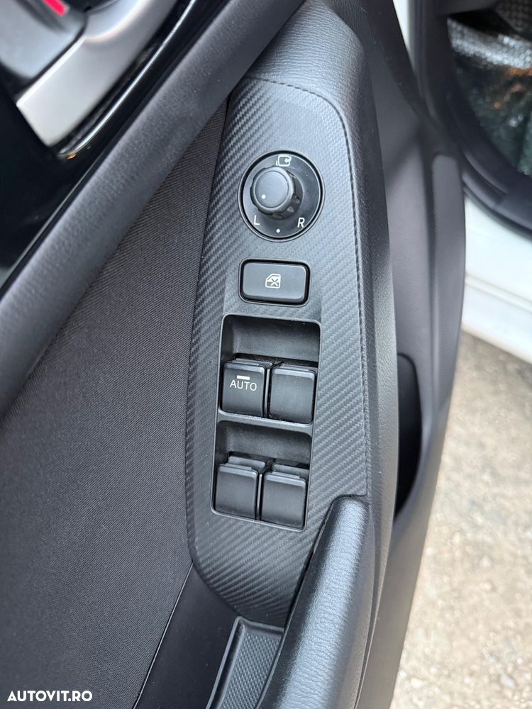 Mazda 3 SKYACTIV-G 120 Center-Line - 17