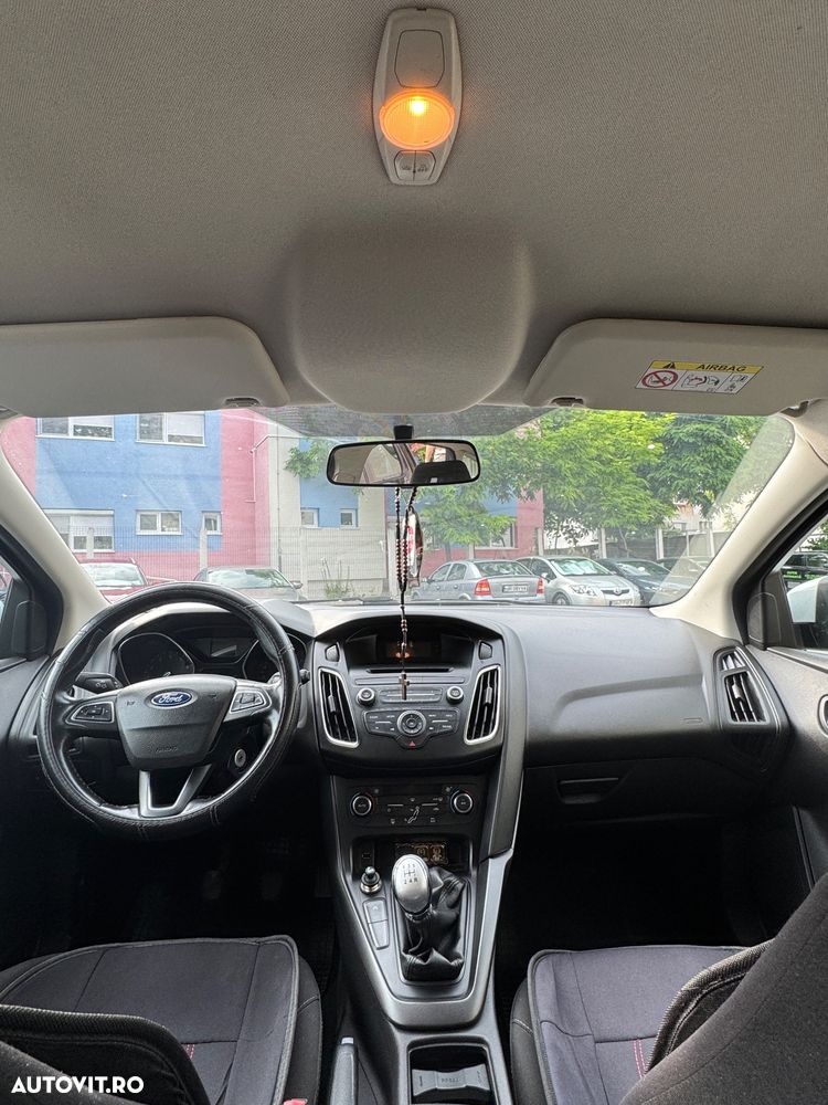 Ford Focus 1.0 EcoBoost Start Stop Trend - 9