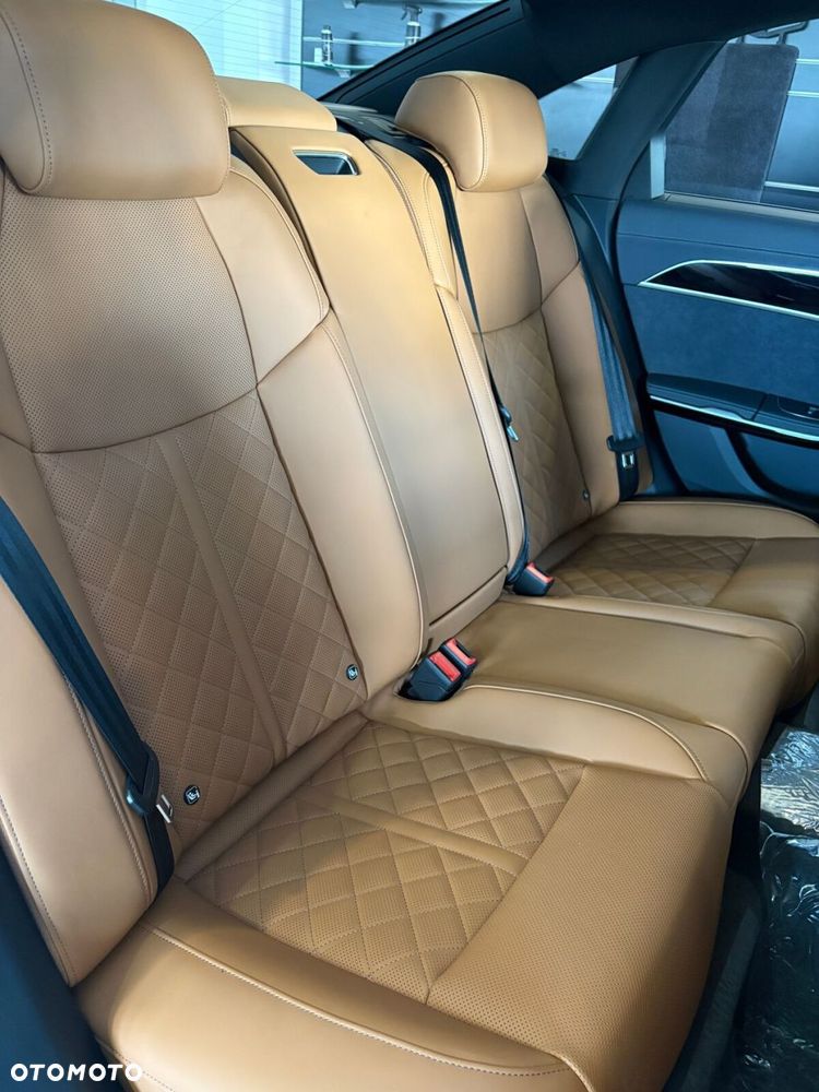 Audi A8 - 20