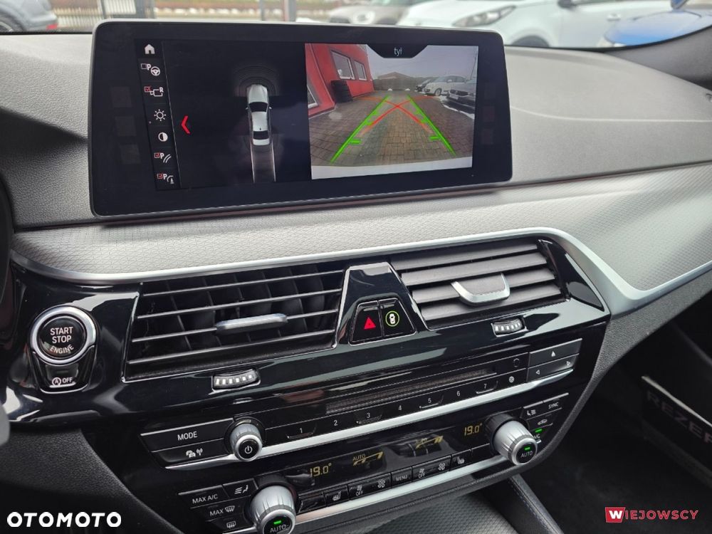 BMW Seria 5 530i xDrive M Sport sport - 22