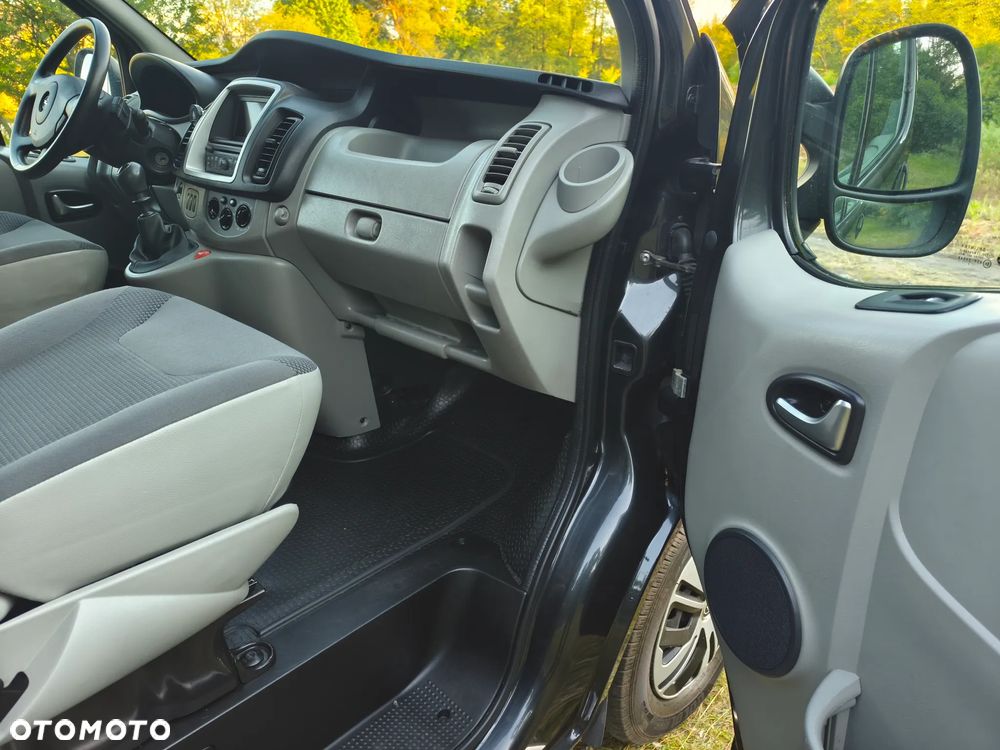 Opel VIVARO - 25