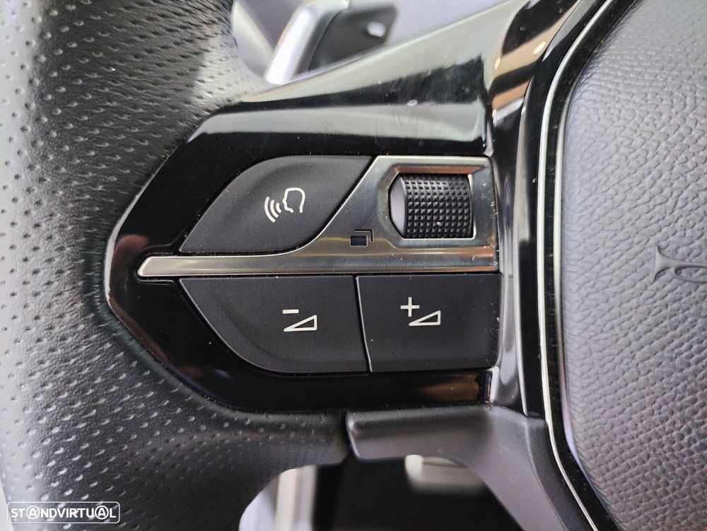 Peugeot 3008 1.6 Hybrid GT e-EAT8 - 12